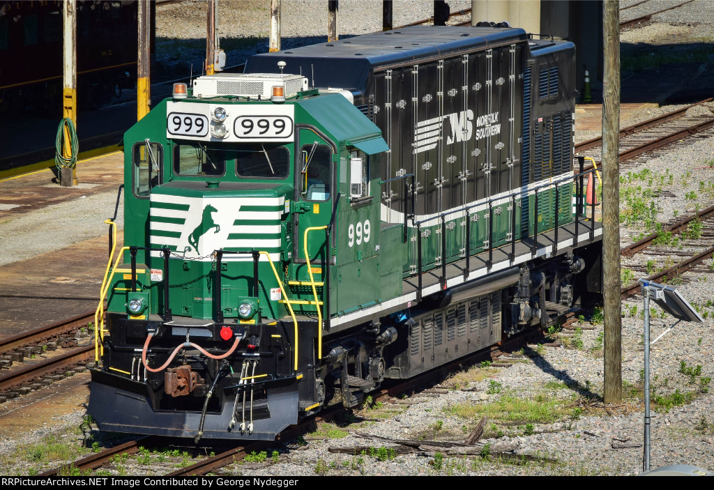 NS 999